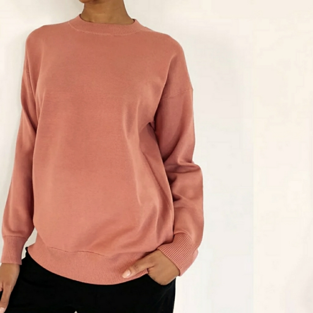 Aritzia Babaton sweater